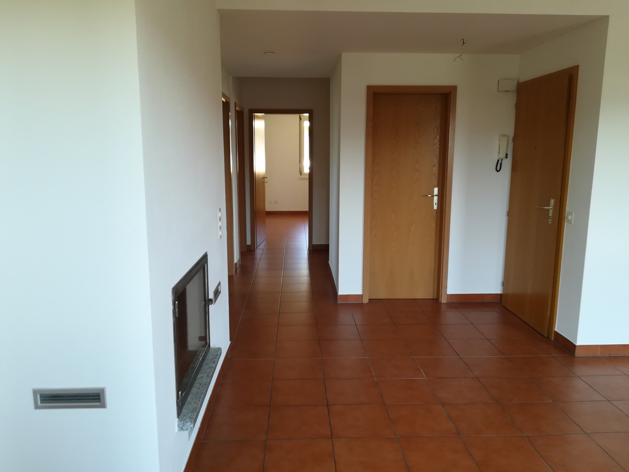 Atrio - corridoio , Appartamento affitto, 6874 Castel S. Pietro