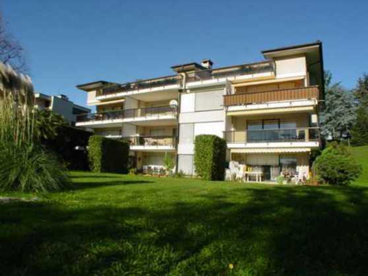 Facciata sud sul giardino , Appartamento affitto, 6928 Sorengo