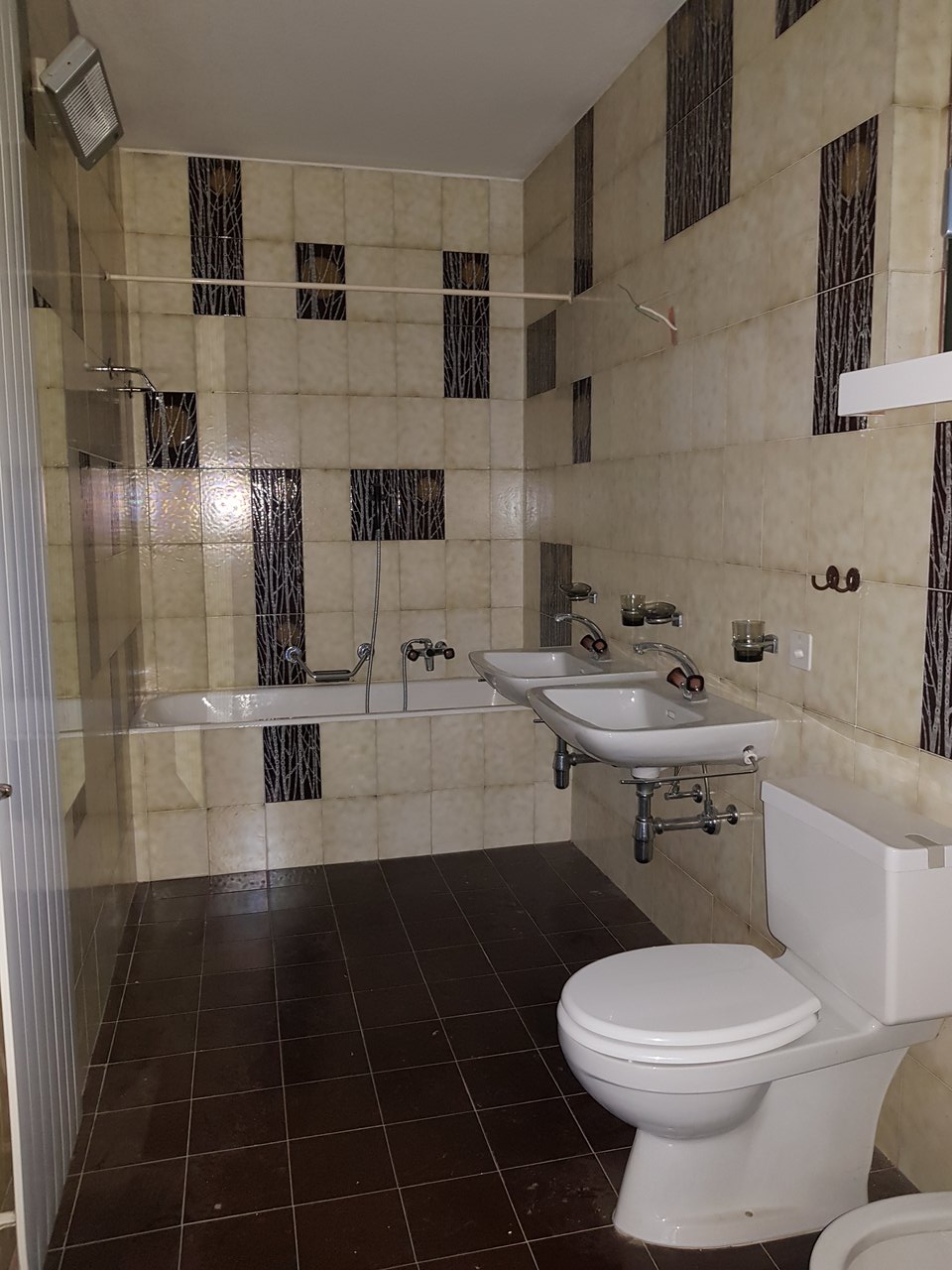 bagno con vasca , Appartamento vendita, 6974 Aldesago