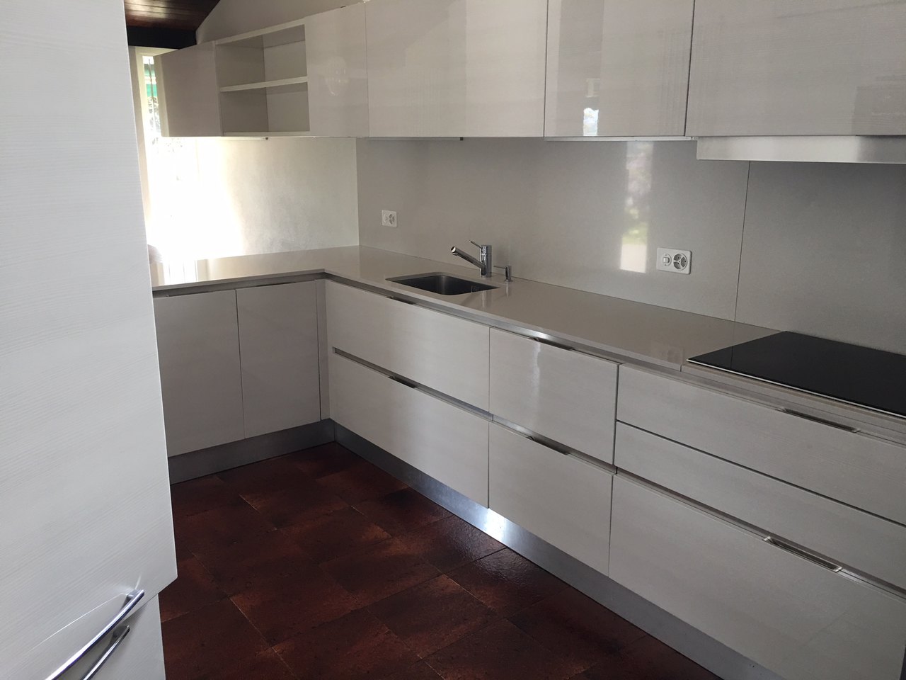 Cucina arredata , Casa affitto, 6928 Manno