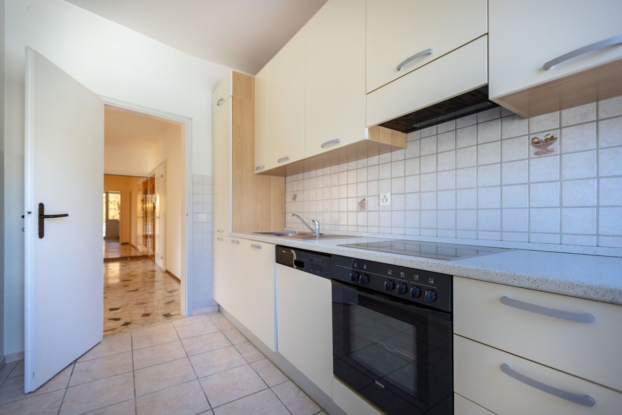 Immagine 3 , Appartamento vendita, 6830 Chiasso