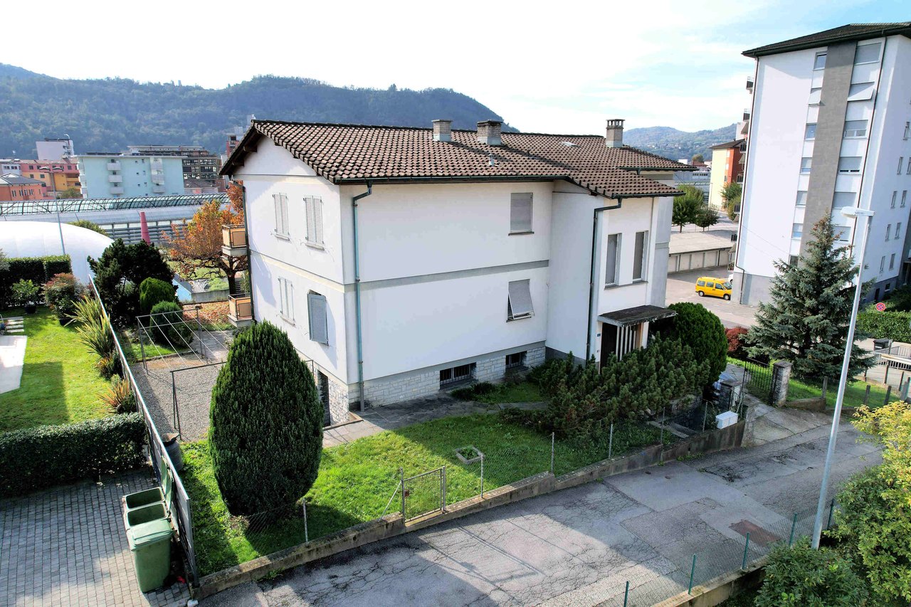 ... , Casa vendita, 6833 Vacallo
