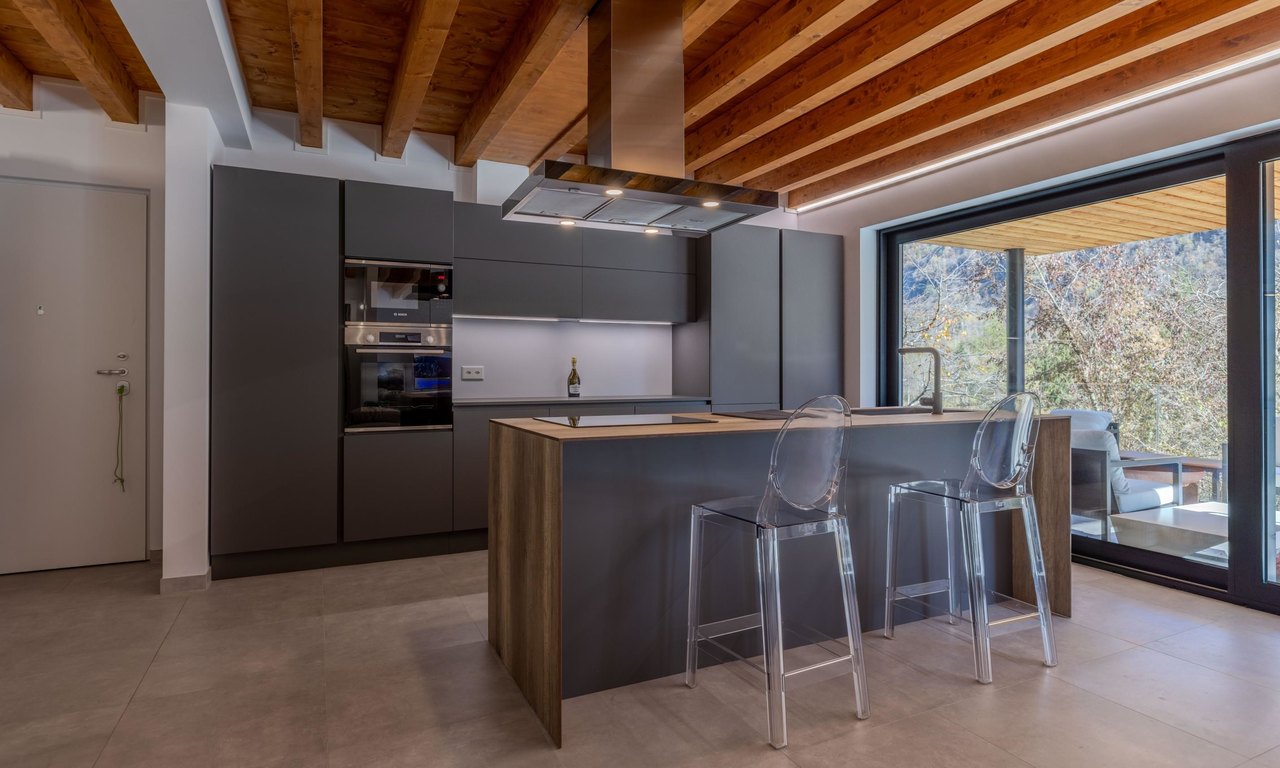 Immagine 2 , Casa vendita, 6634 Brione (Verzasca)
