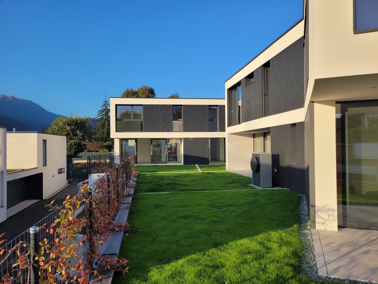 Totale 8 moderne ville a schiera , Casa vendita, 6814 Cadempino