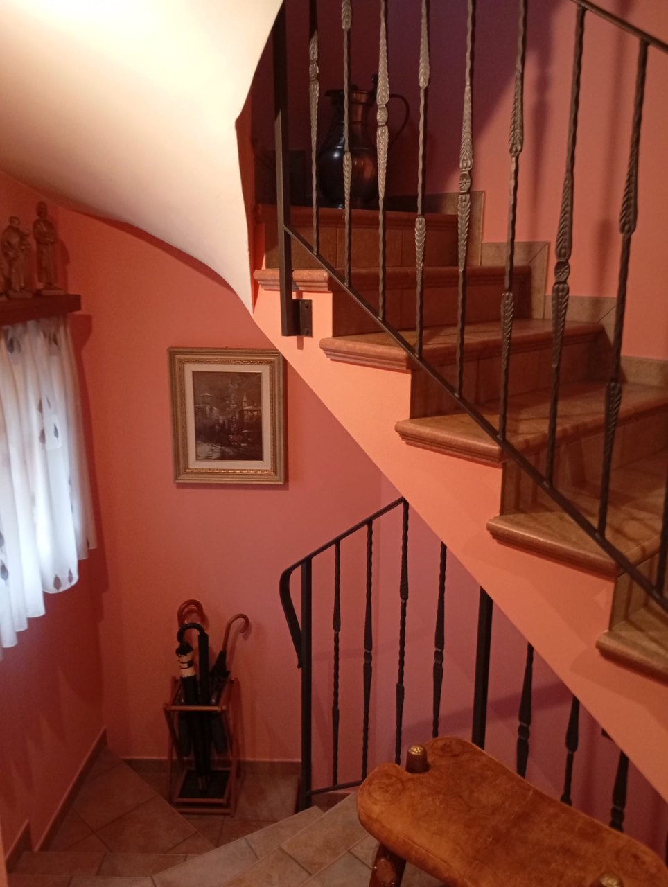 Scala interna 1° piano , Casa vendita, 6965 Cadro