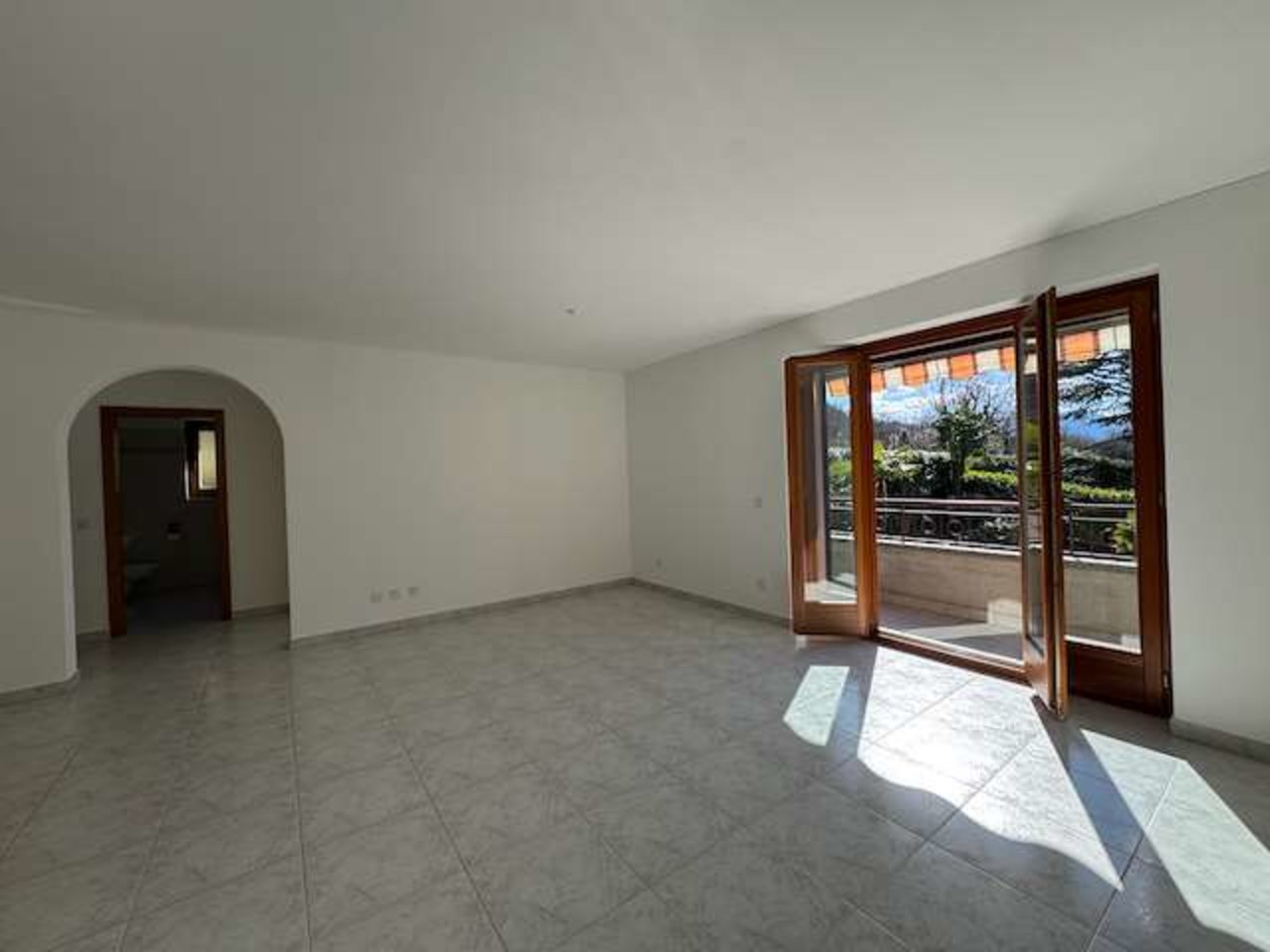 ... , Appartamento affitto, 6517 Arbedo Castione