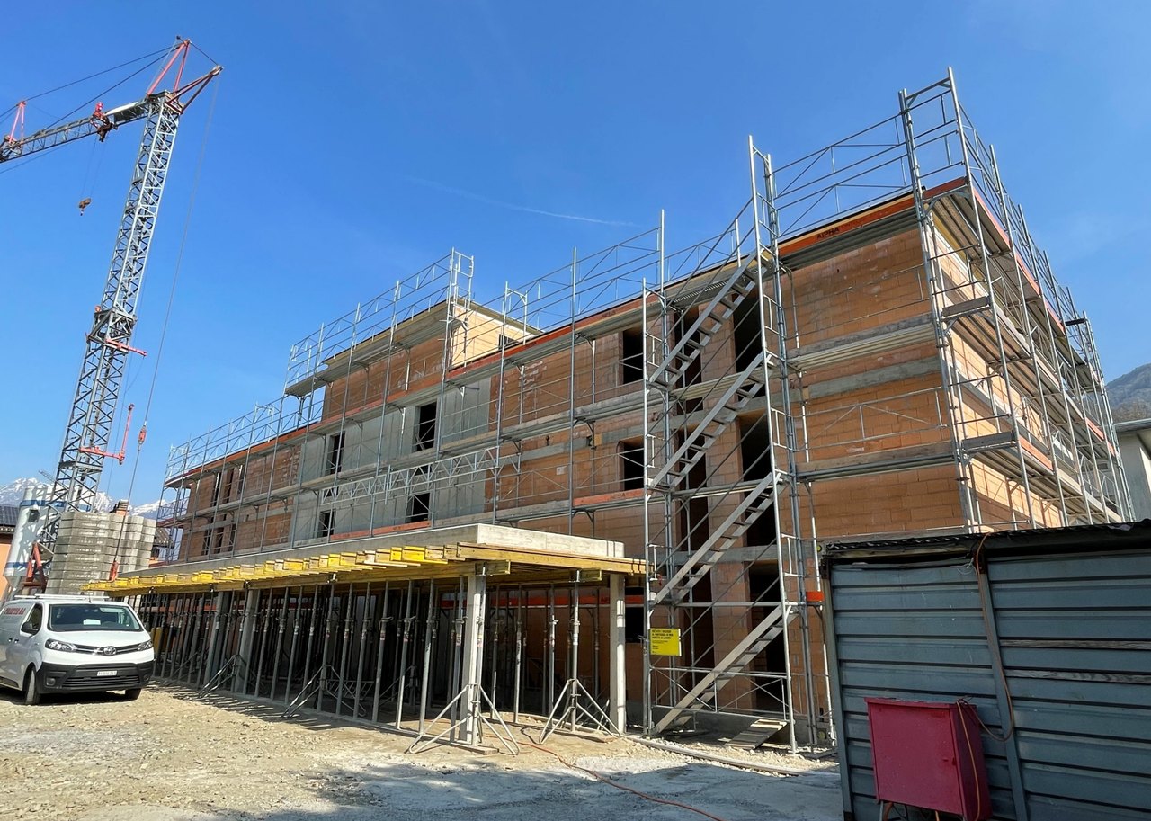 ... , Wohnung zu verkaufen, 6532 Castione