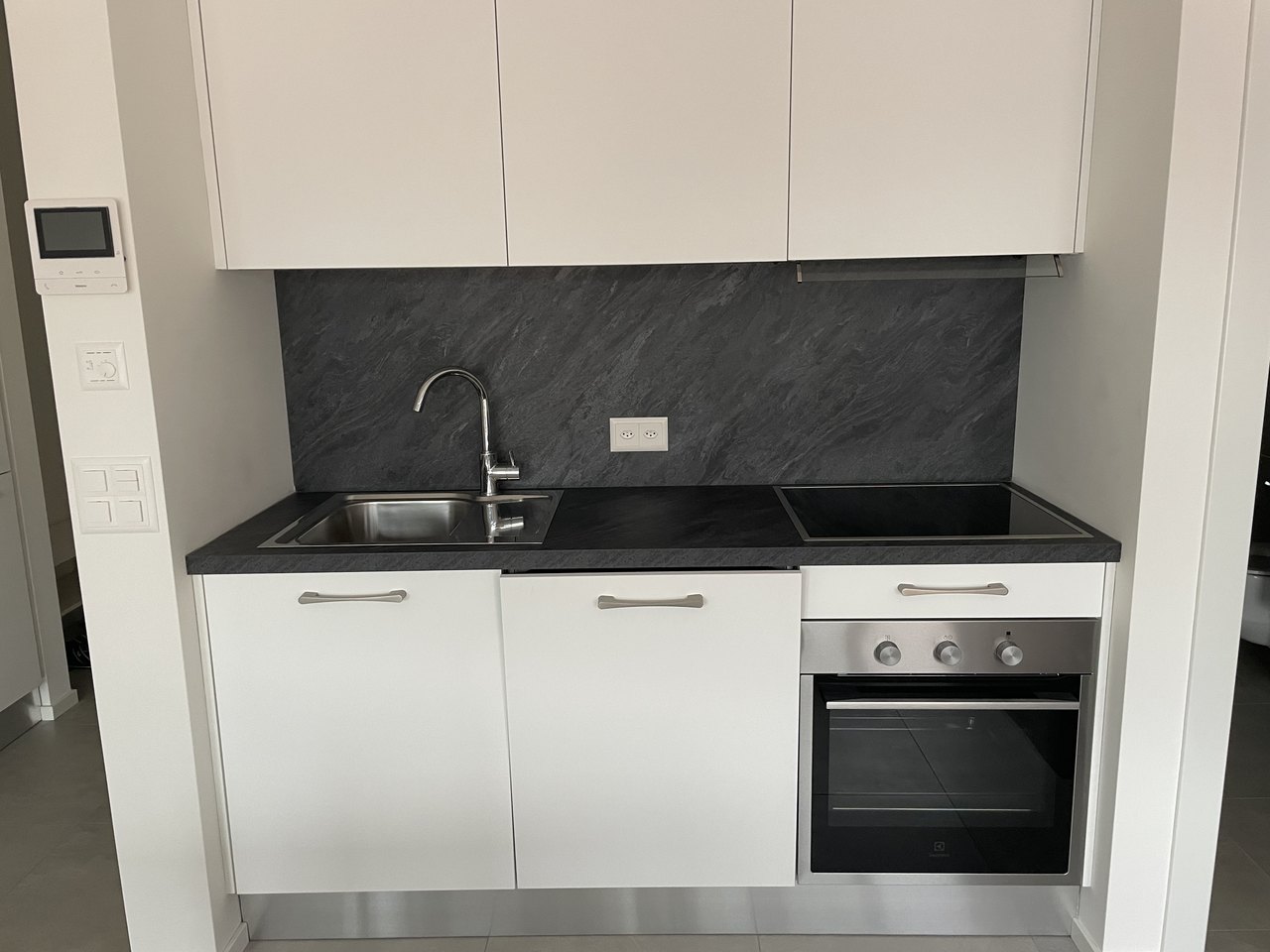 Cucina aperta sul soggiorno , Wohnung zu vermieten, 6963 Pregassona