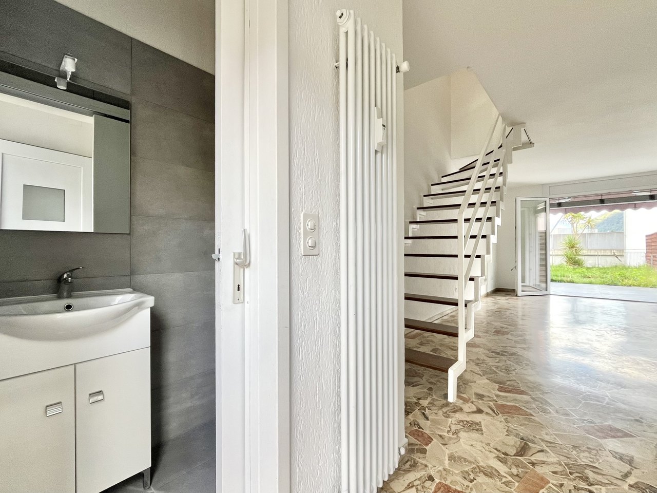 Immagine 11 , Appartement à louer, 6517 Arbedo