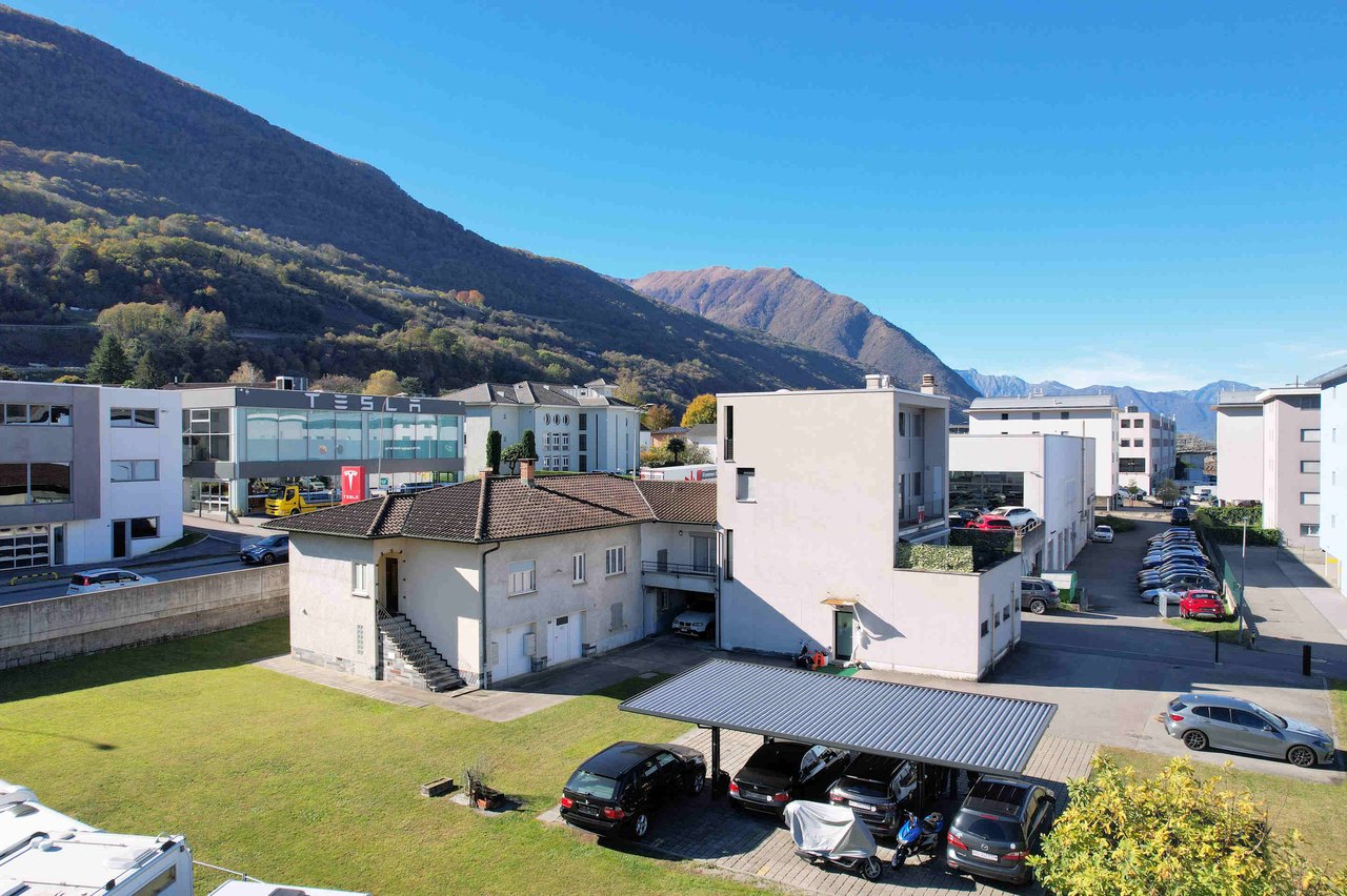 ... , Haus zu verkaufen, 6593 Cadenazzo