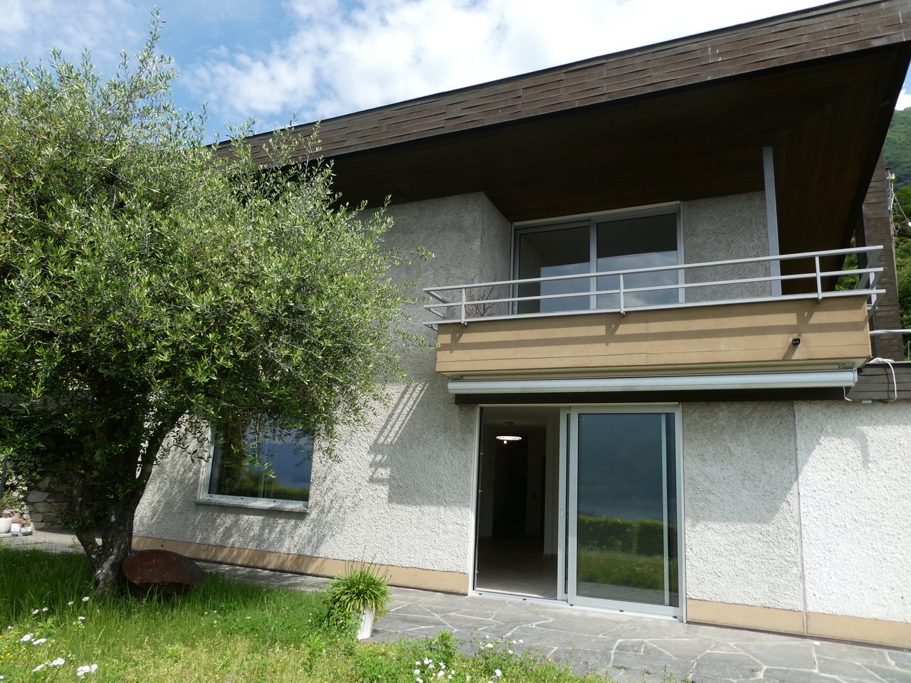 Casa unifamiliare con giardino e vista lago , House for rent, 6648 Minusio