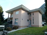 Plurifamiliare con 3 appartamenti e bel giardino , Maison  vendre, 6500 Bellinzona